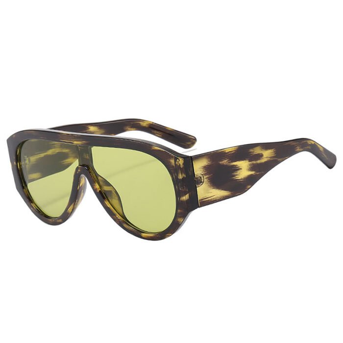 Sunpoly Trendy Sunglasses Large-Frame Aviator Style Sunglasses - Image 5